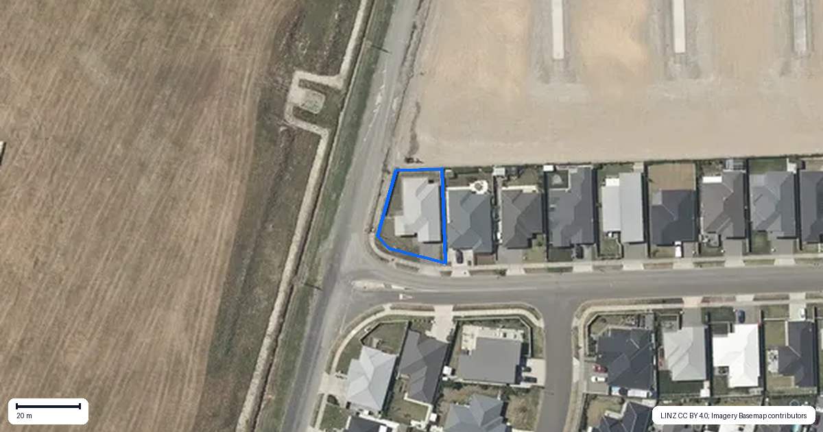 Property context map for 42 Hurunui Drive, Te Awa, Napier