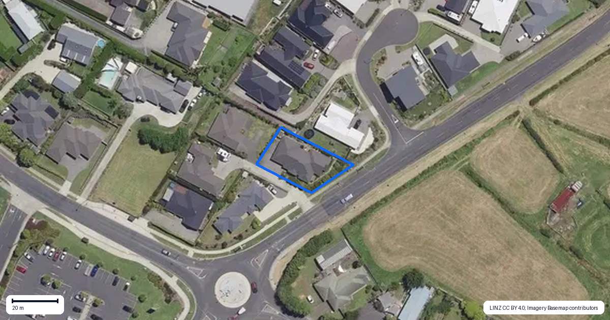 Property context map for 106 Omokoroa Road, Omokoroa