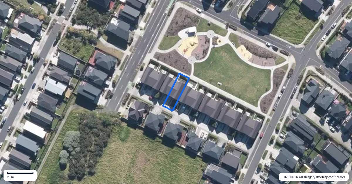 Property context map for 17 Irving Place, Hobsonville, Auckland