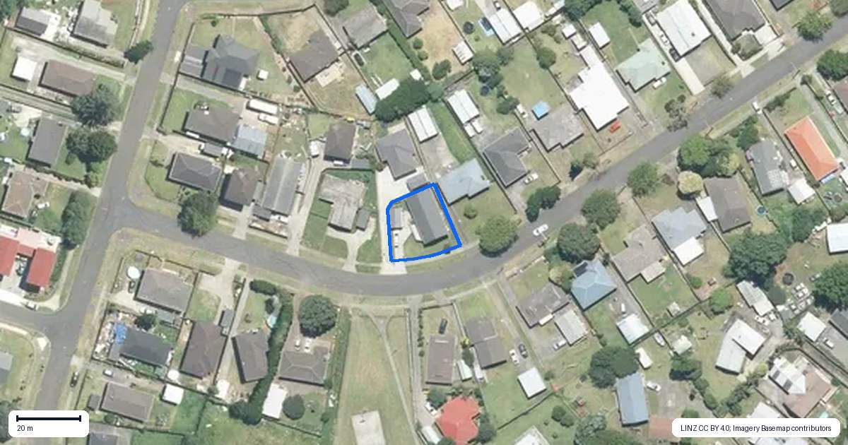 Property context map for 25 Holland Street, Pukekohe