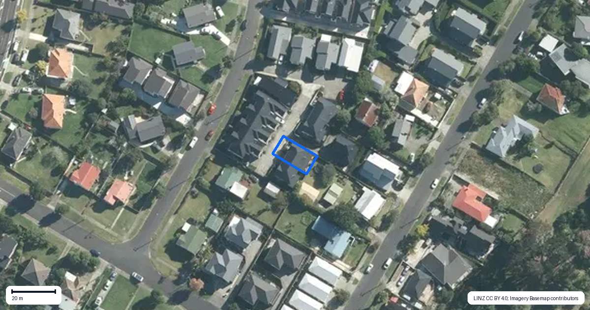 Property context map for 15 Temata Lane, Wai o Taiki Bay, Auckland