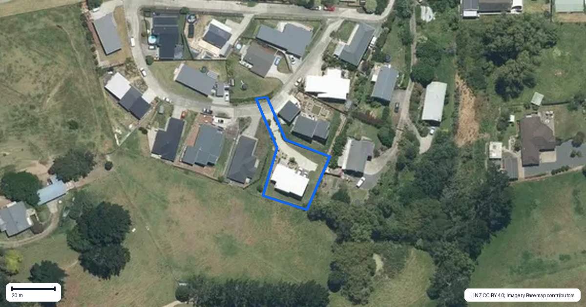 Property context map for 17 Rauta Way, Helensville