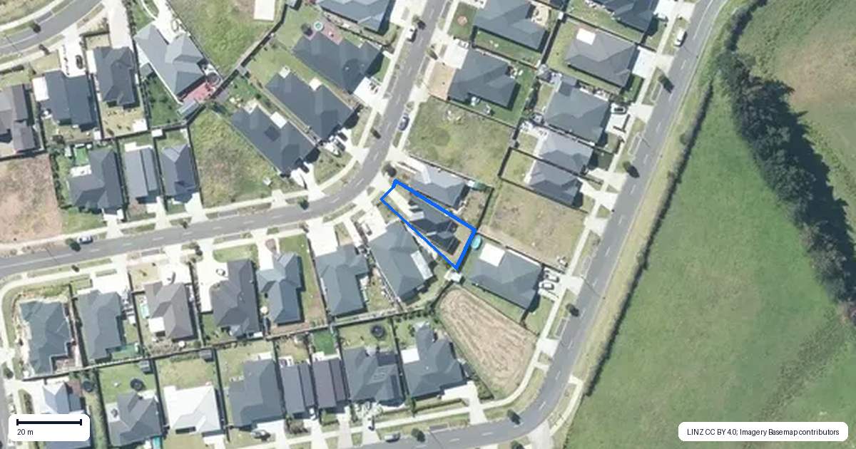 Property context map for 16 Opouatu Avenue, Glenbrook
