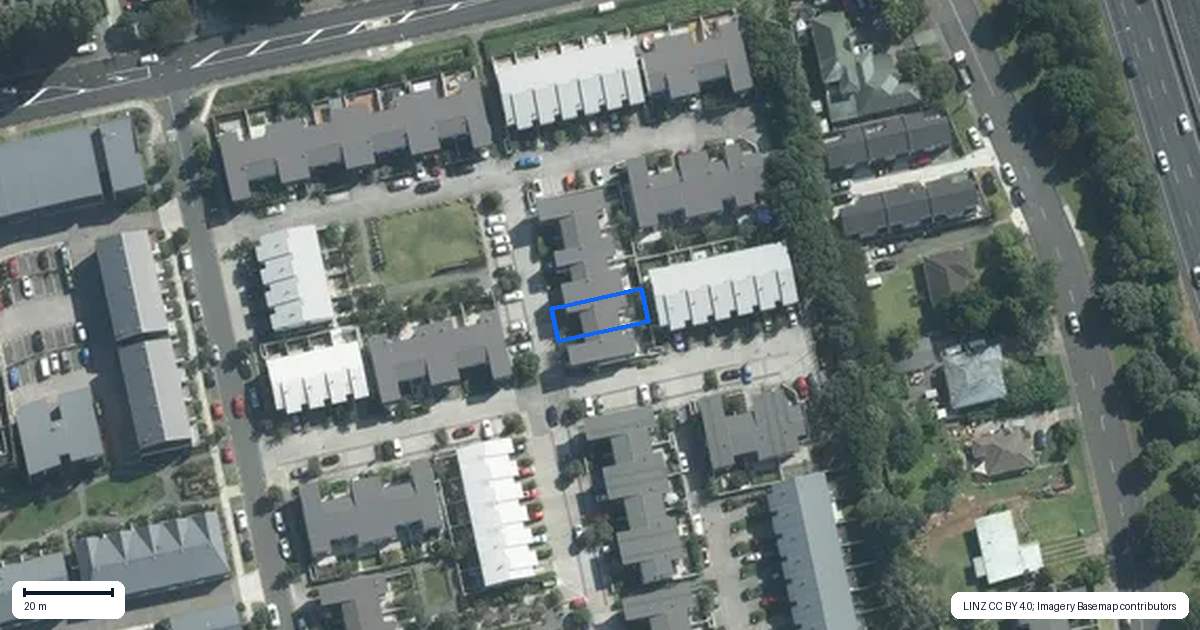 Property context map for 7 Whale Road, Mount Wellington, Auckland