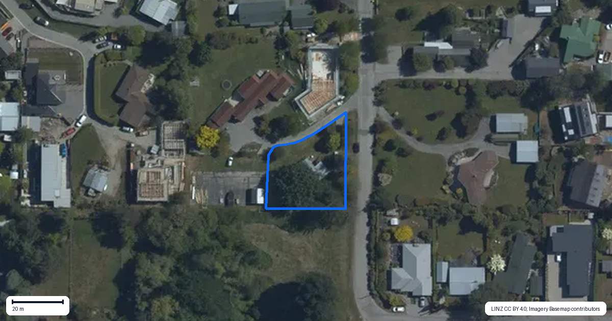 Property context map for 18 Kidson Lane, Wanaka