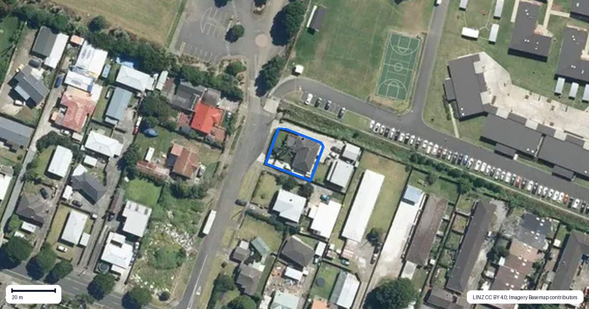 Property context map for 39 Cleek Road, Mangere East, Auckland