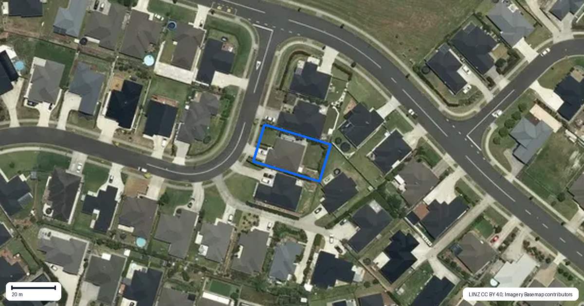 Property context map for 5 Lippiatt Crescent, Pokeno