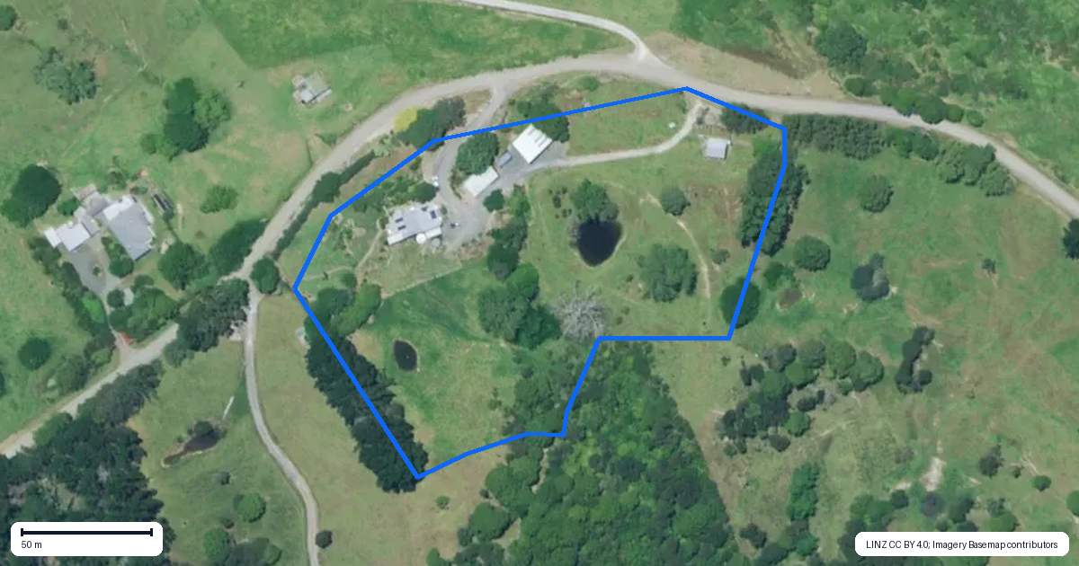 Property context map for 318 Franklin Road, Paparoa