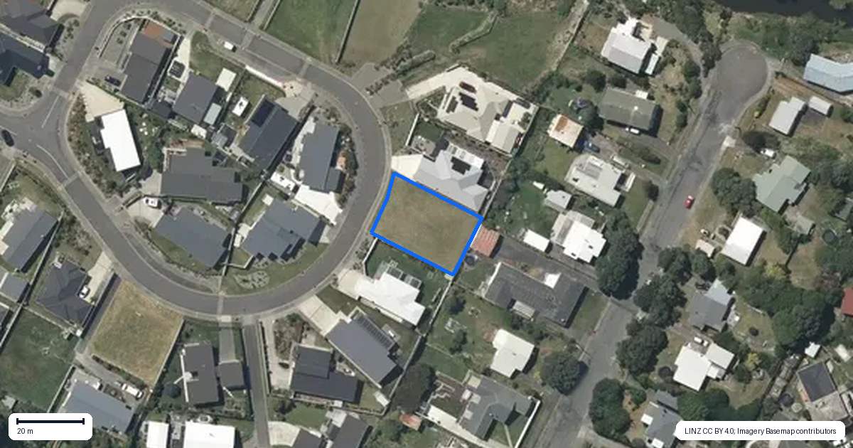 Property context map for 27 Seagrass Place, Otaki Beach, Otaki
