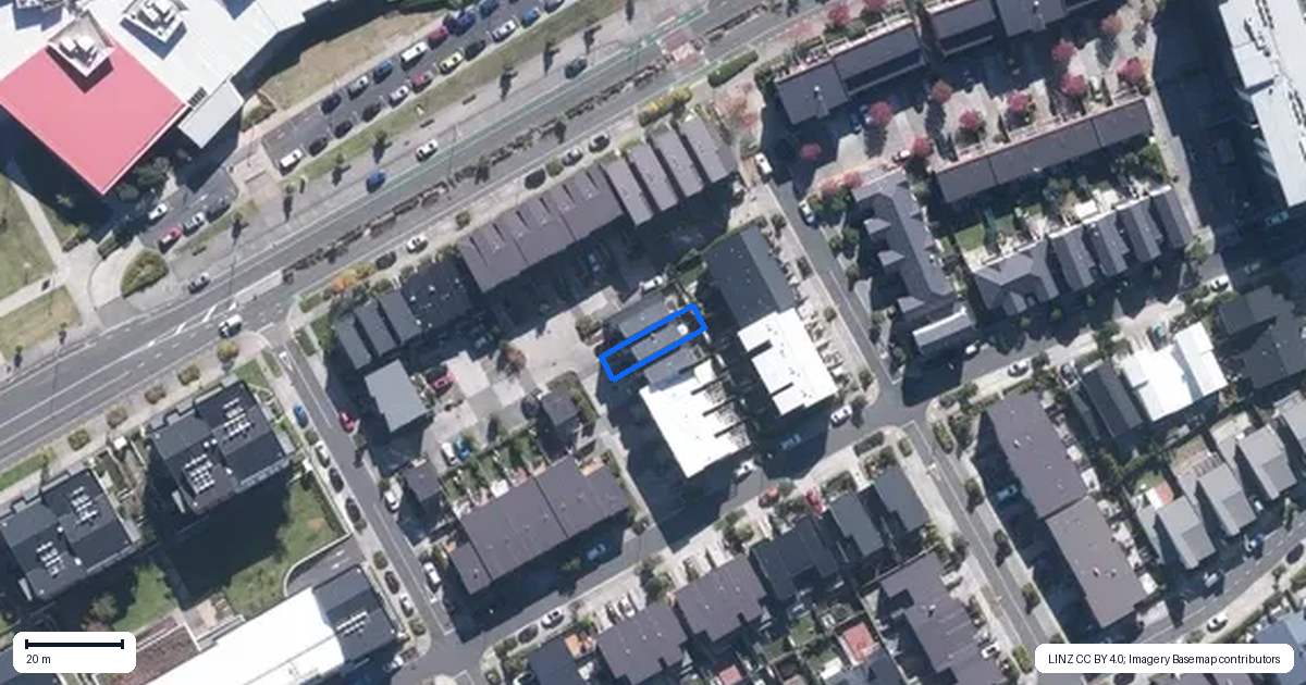 Property context map for 11 William Stratton Lane, Hobsonville, Auckland