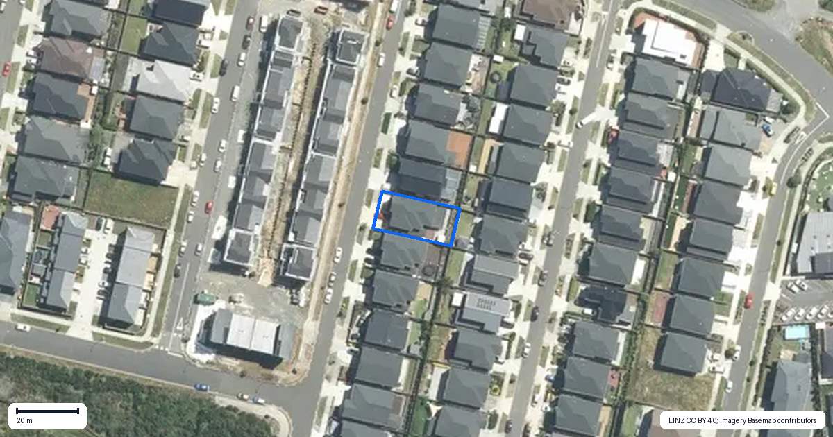 Property context map for 14 Matahae Drive, Flat Bush, Auckland
