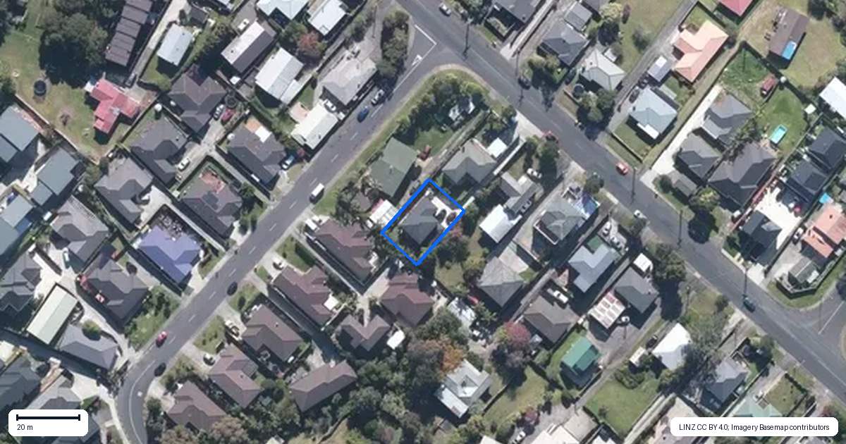 Property context map for 61A Awaroa Road, Sunnyvale, Auckland