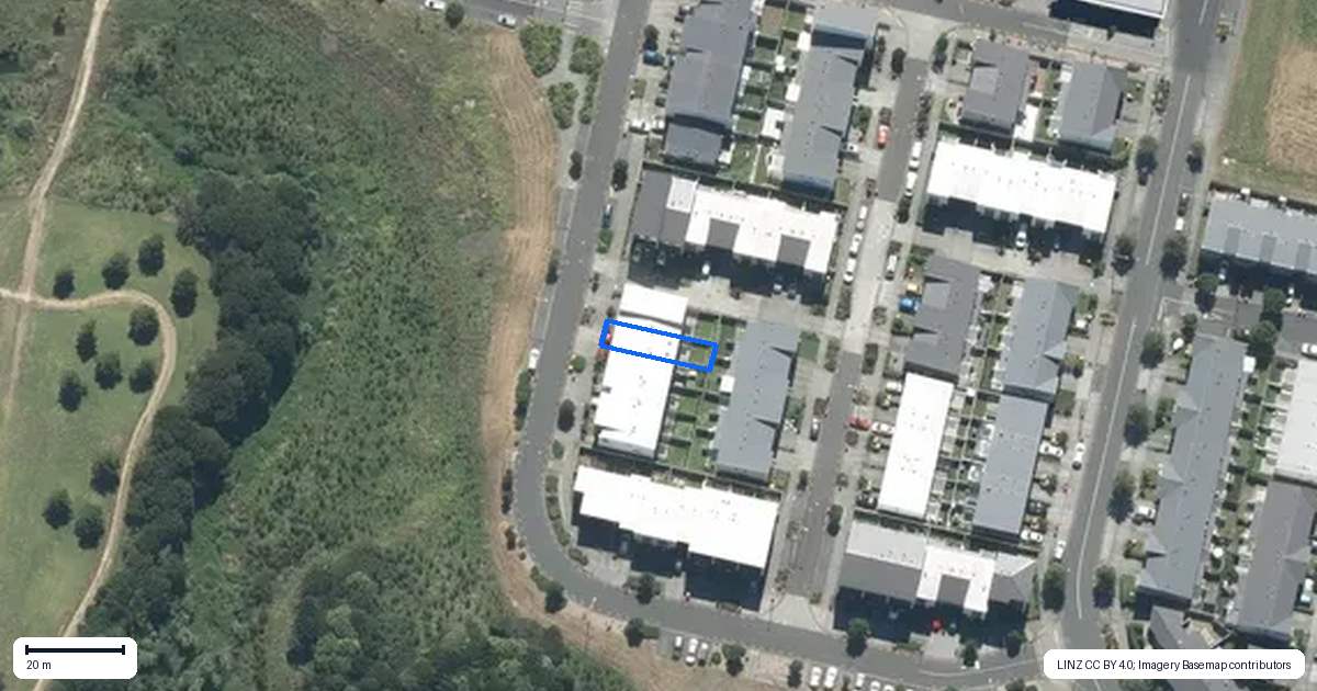 Property context map for 33 Bonnette Road, Flat Bush, Auckland