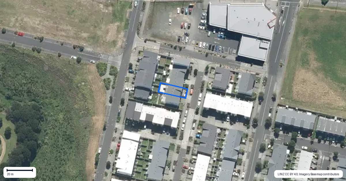 Property context map for 16 Horo Road, Flat Bush, Auckland