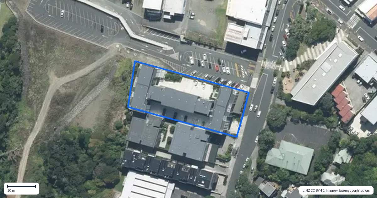 Property context map for 202/19 Rawene Road, Birkenhead, Auckland