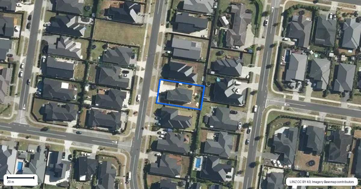 Property context map for 12 Len Ireland Drive, Kumeu