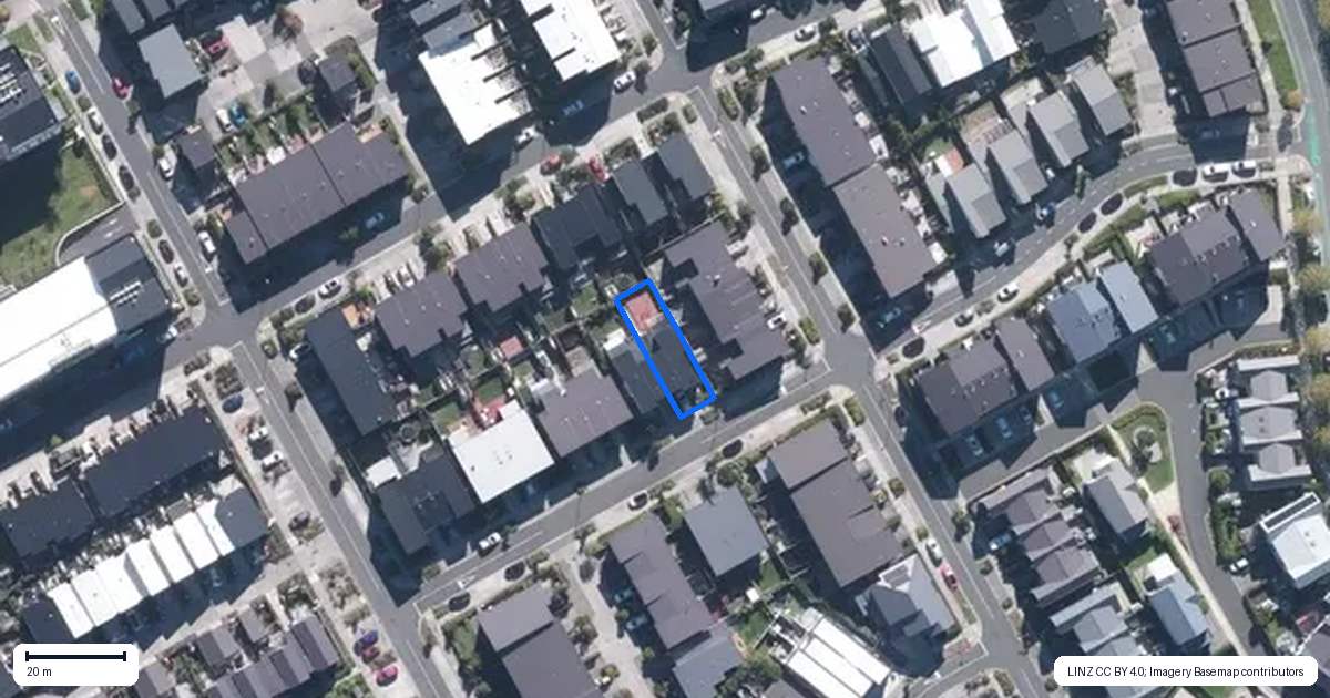 Property context map for 11 Ian Morrison Road, Hobsonville, Auckland