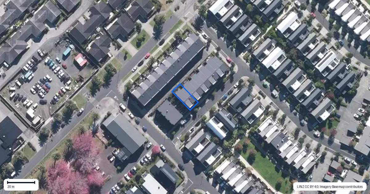 Property context map for 2 Hugh Wilson Road, Hobsonville, Auckland