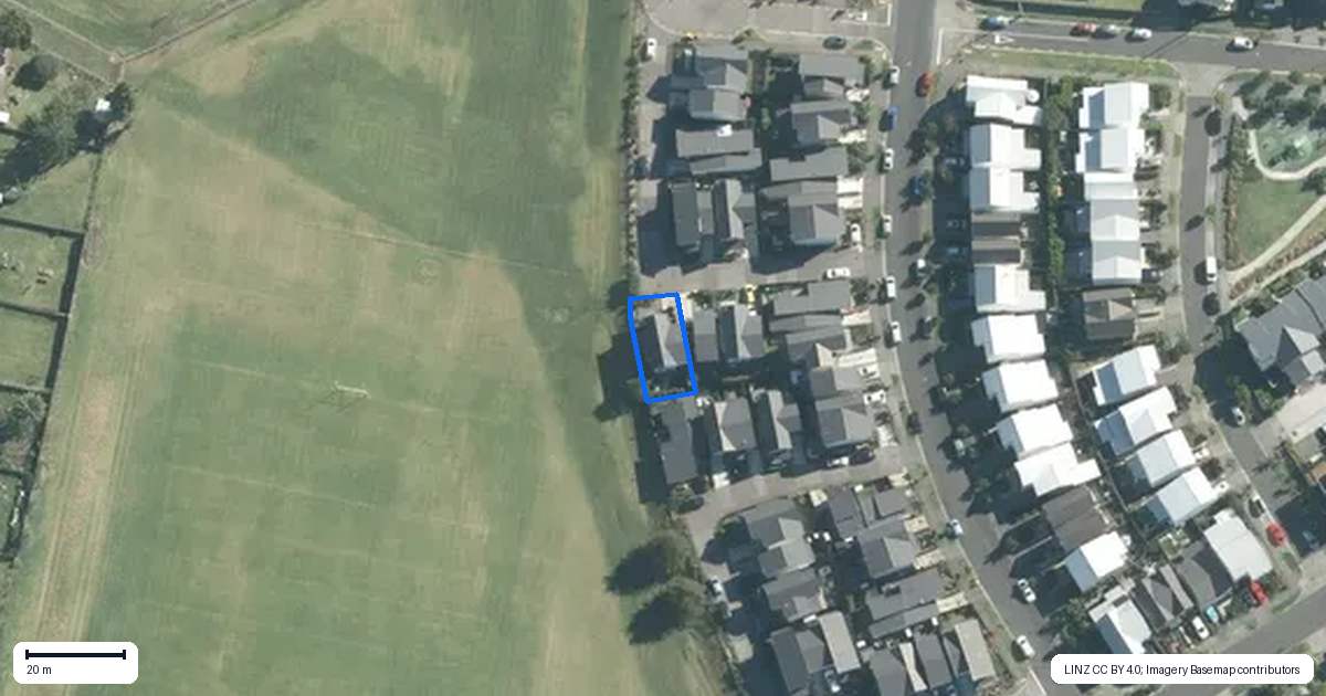 Property context map for 7 Manea Lane, Glen Innes, Auckland