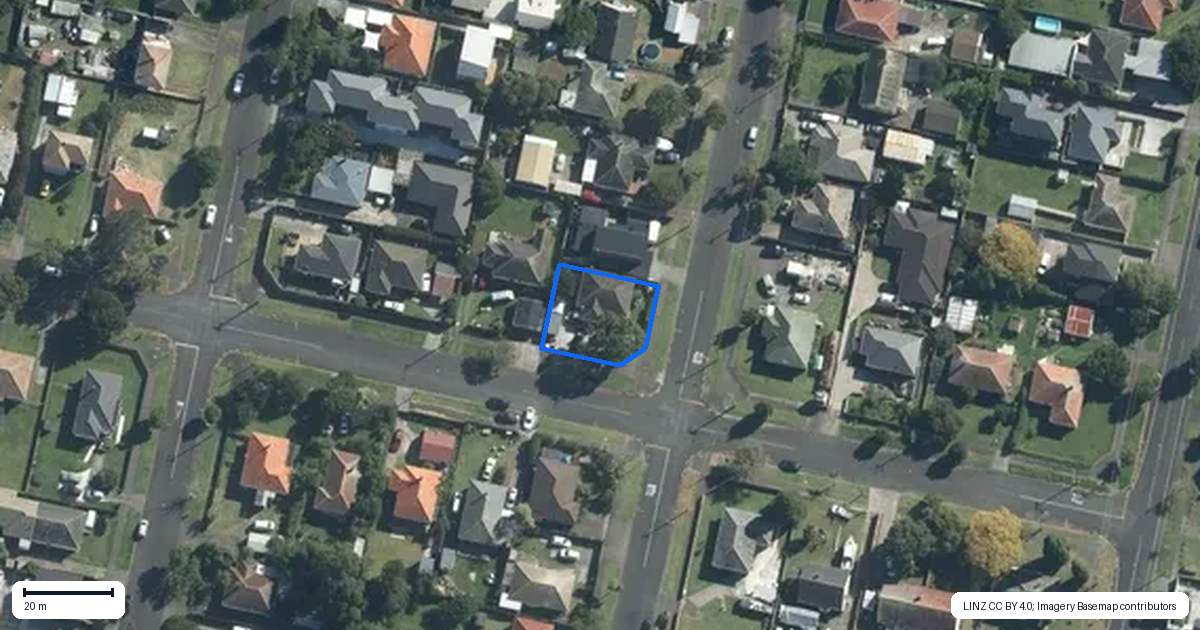 Property context map for 52 Anderson Avenue, Point England, Auckland