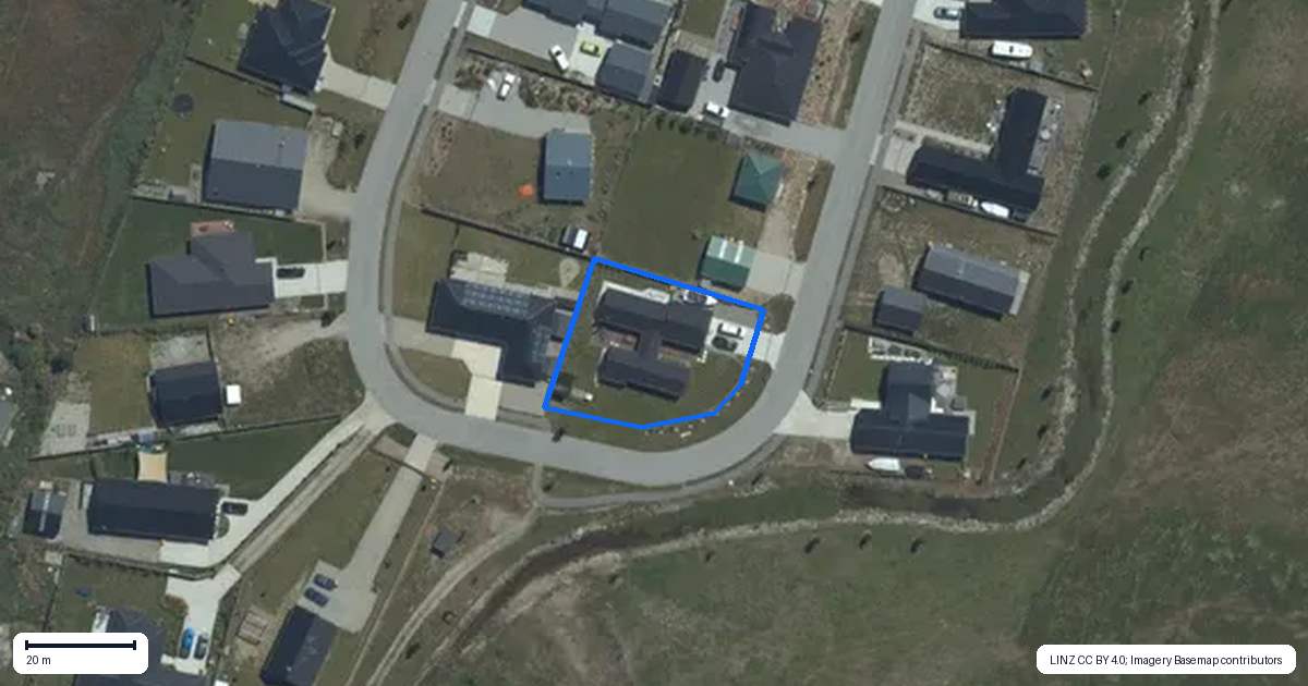 Property context map for 17 Cooper Crescent, Luggate, Wanaka
