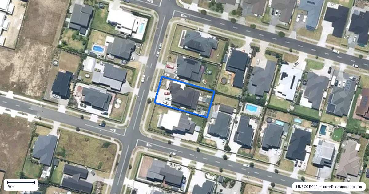 Property context map for 10 Keshvara Road, Beachlands, Auckland