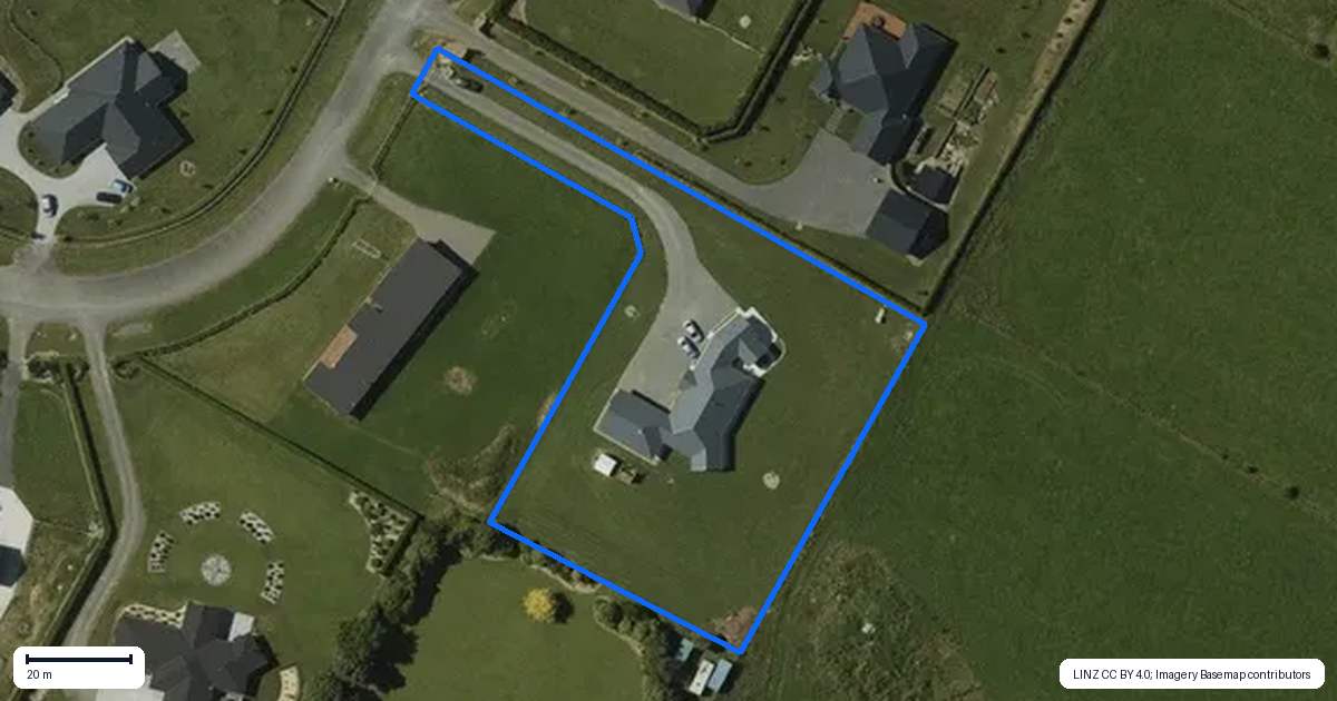 Property context map for 28 Oriwa Lane, Levin