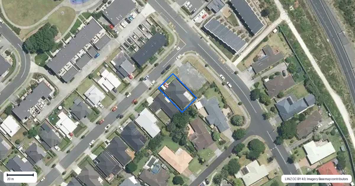 Property context map for 2 Waituarua Drive, Takanini, Auckland