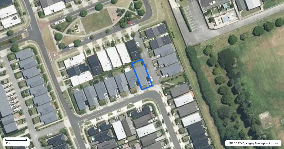 Property context map for 13 Regiment Road, Papakura