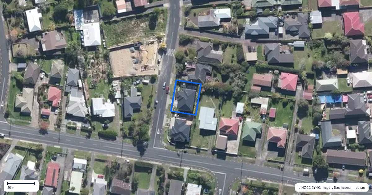 Property context map for 1B Waitaki Street, Sunnyvale, Auckland