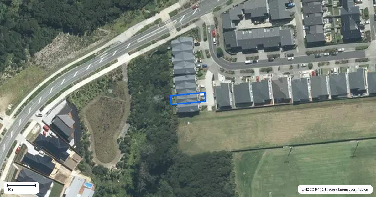 Property context map for 29 Bight Road, Long Bay, Auckland