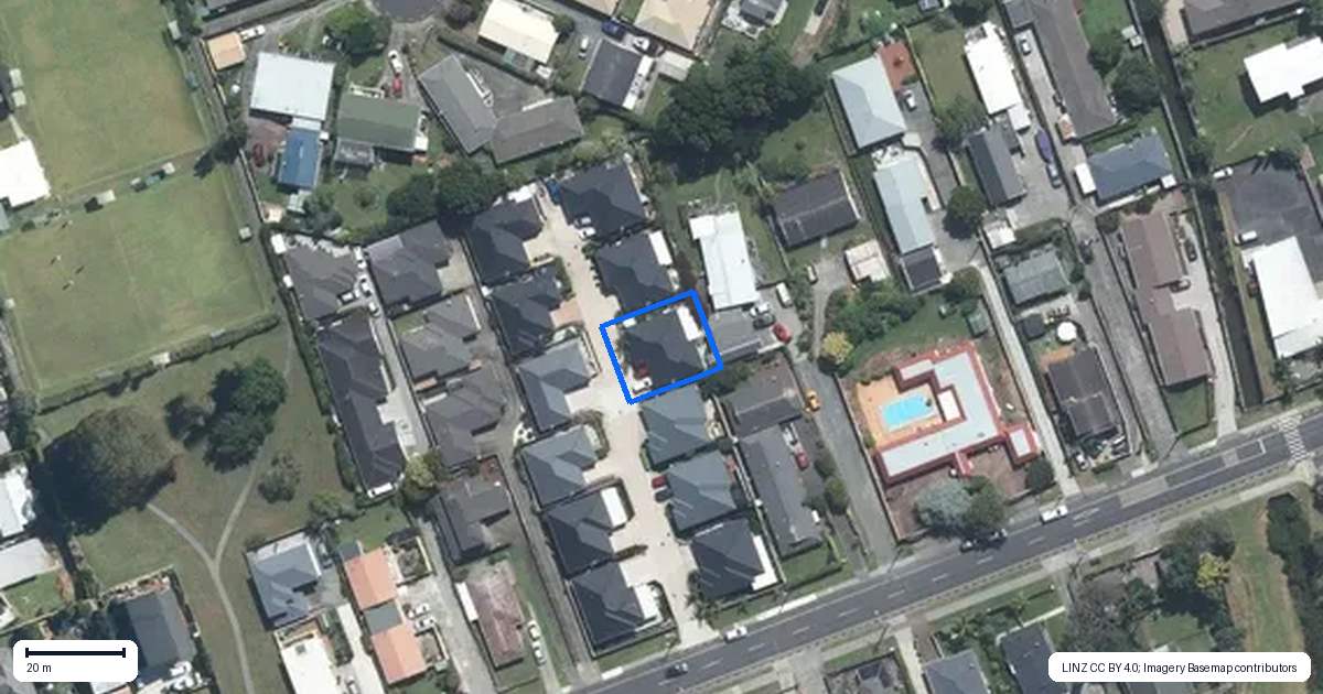 Property context map for 8 Waitaha Close, Orewa