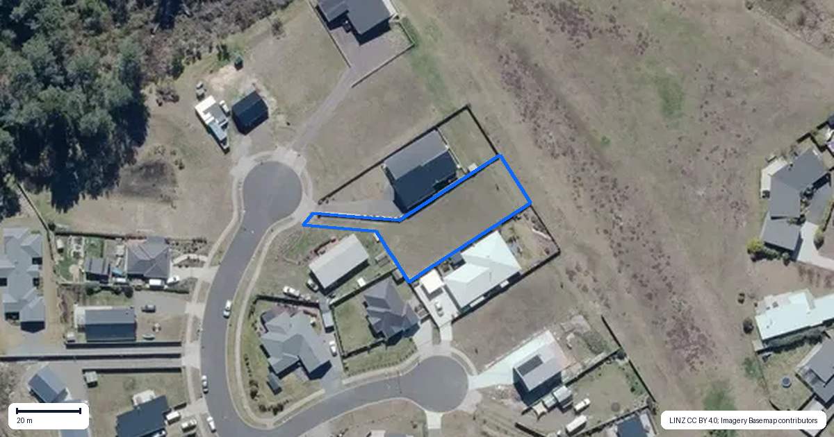 Property context map for 12 Komahimahi Way, Motuoapa
