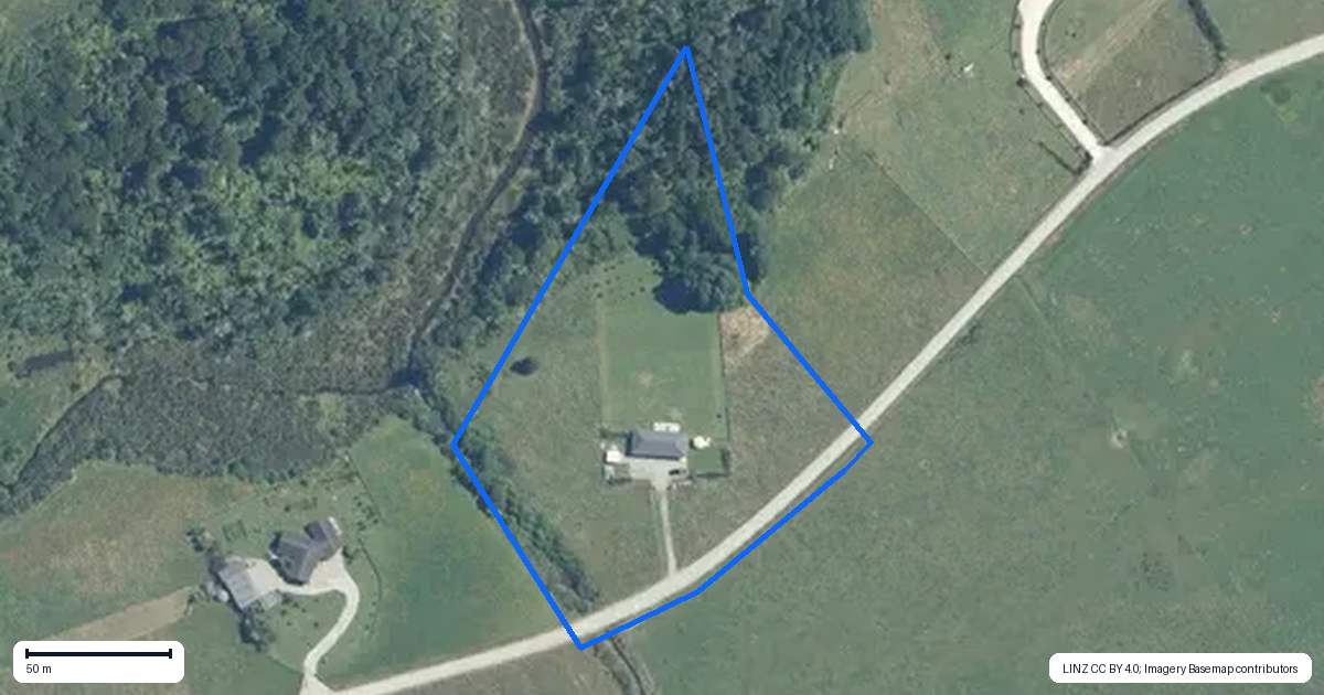 Property context map for 101 Veale Way, Fairdown, Westport