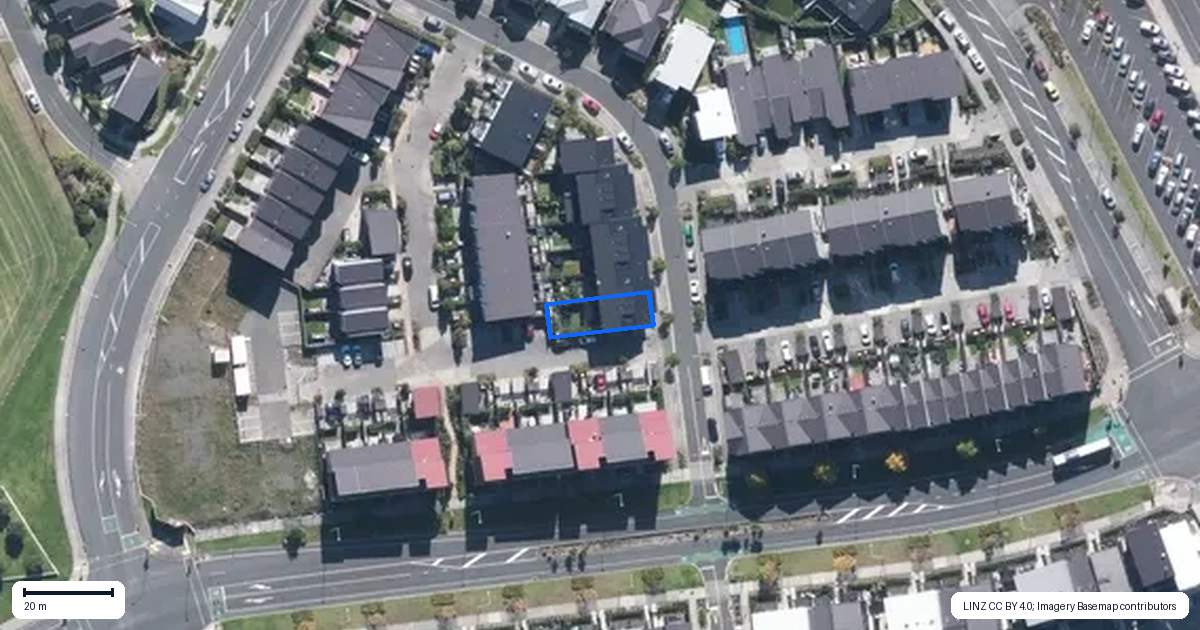 Property context map for 18 Te Aho Matua Road, Hobsonville, Auckland