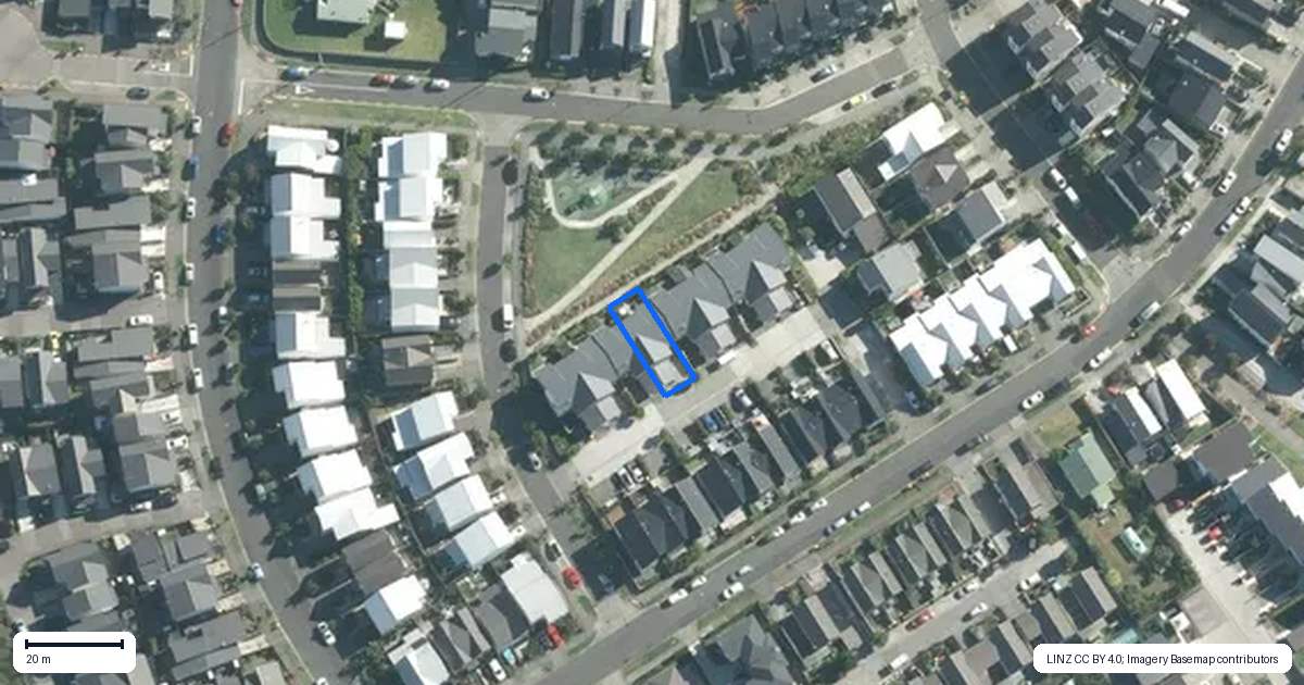 Property context map for 8 Tute Lane, Glen Innes, Auckland