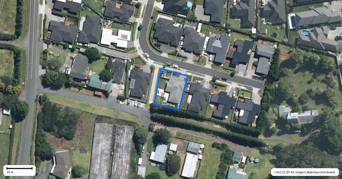 Property context map for 28 Leebank Crescent, Riverhead