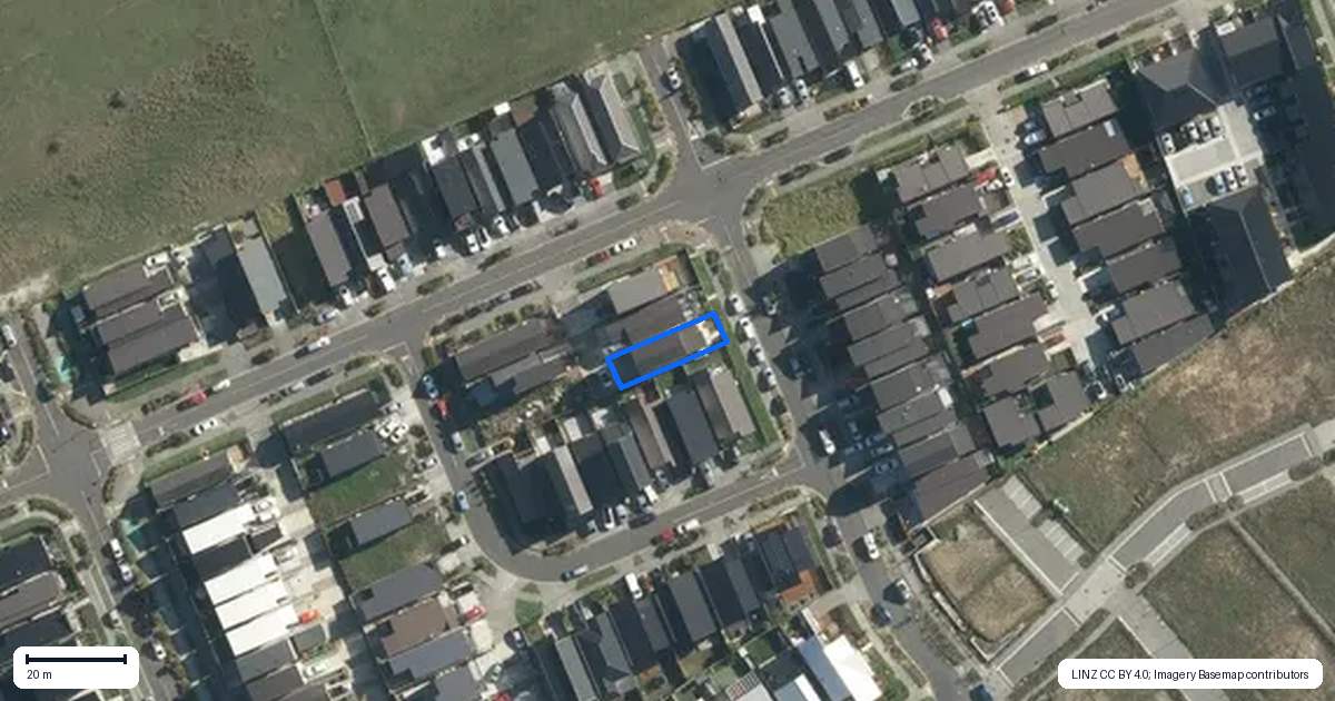 Property context map for 72 Tahetoka Street, Westgate, Auckland