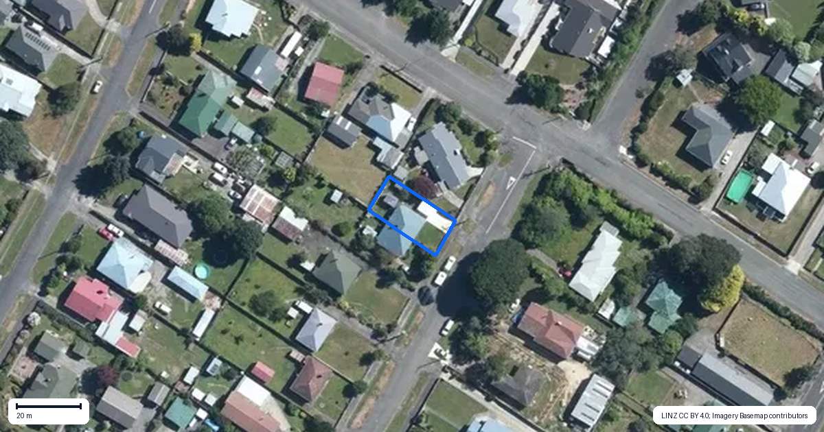 Property context map for 2 Tyndall Street, Pahiatua