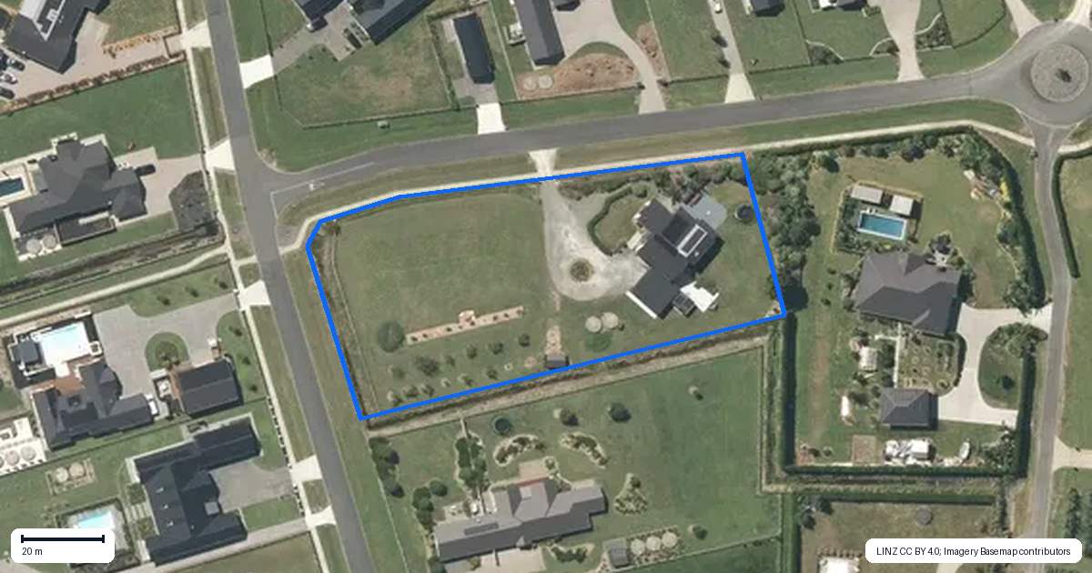 Property context map for 10 Delta Way, Te Kowhai, Hamilton