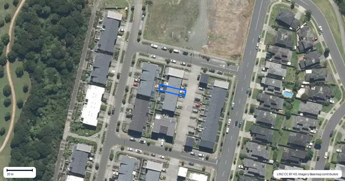 Property context map for 10 Magnetite Lane, Flat Bush, Auckland