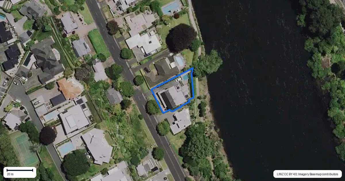Property context map for 28 Awatere Avenue, Beerescourt, Hamilton