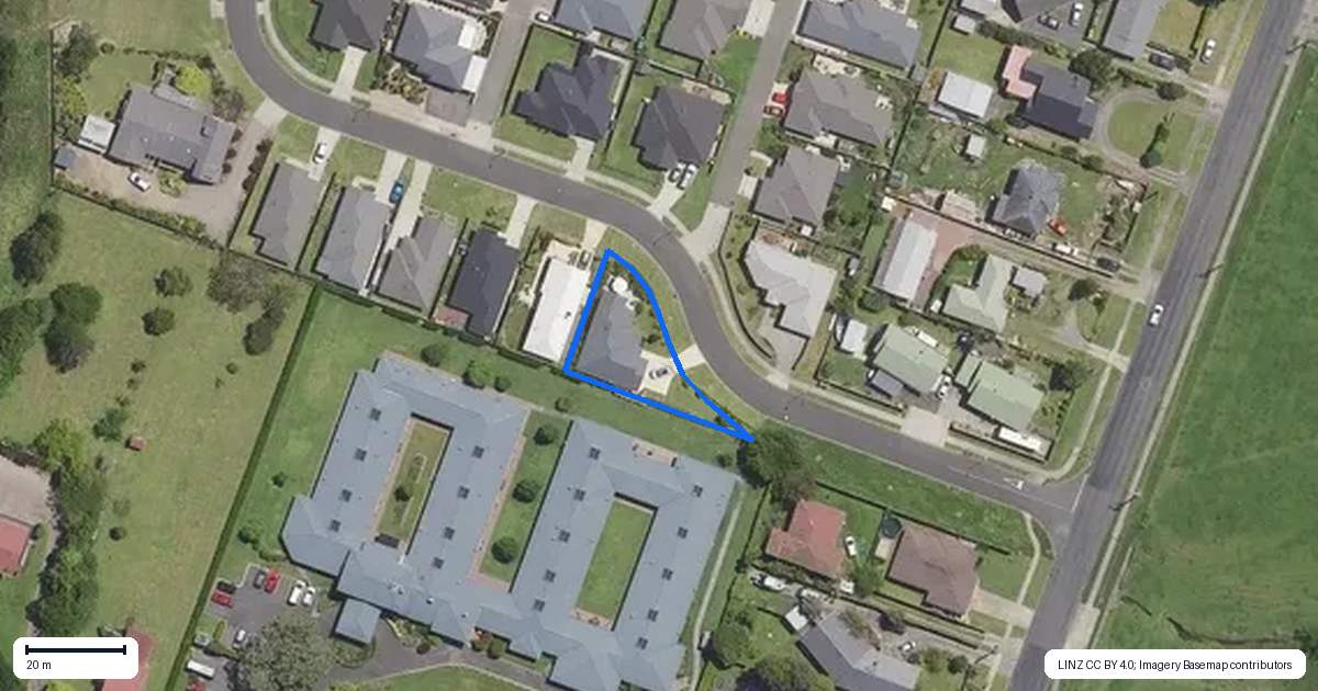 Property context map for 7 Eastbank Drive, Katikati
