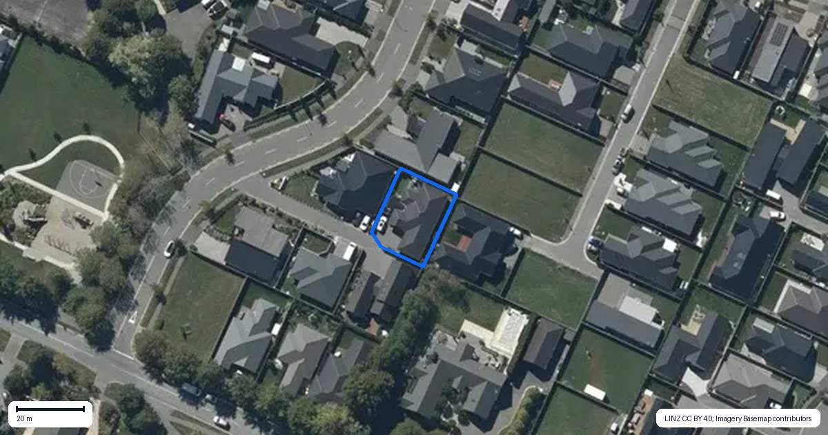 Property context map for 8 Whitburn Avenue, Halswell, Christchurch