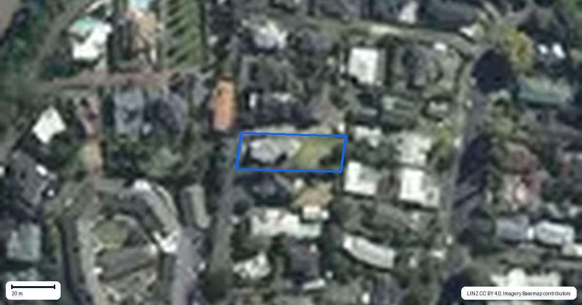 Property context map for 122 Waipuna Road East, Mount Wellington, Auckland