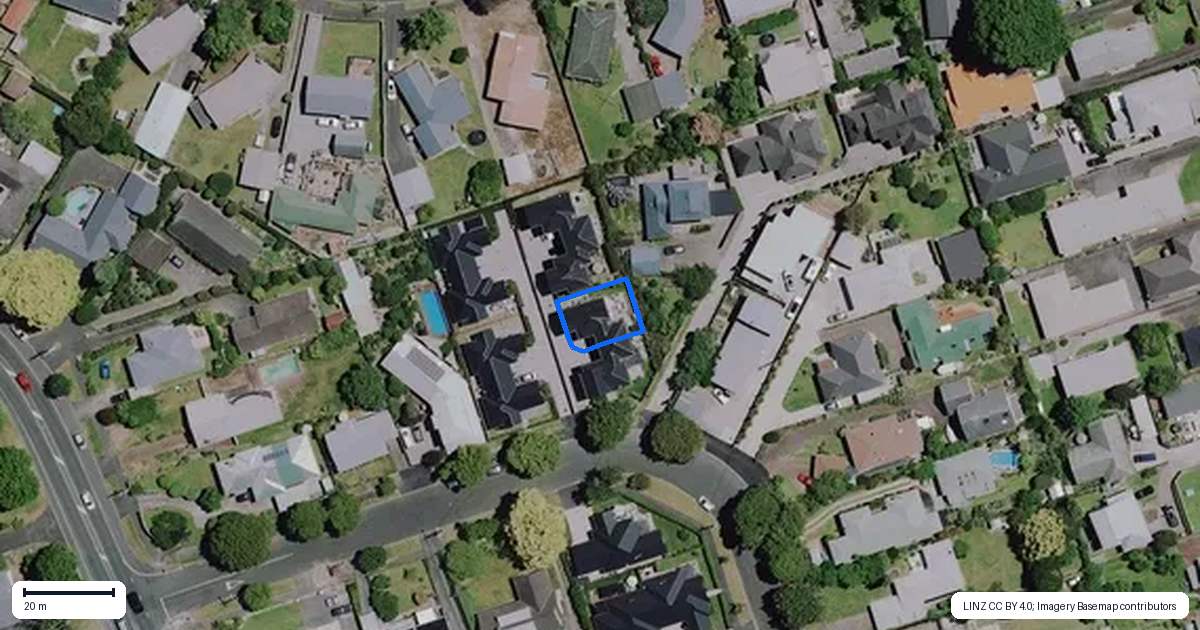Property context map for 2/60 Queenwood Avenue, Queenwood, Hamilton
