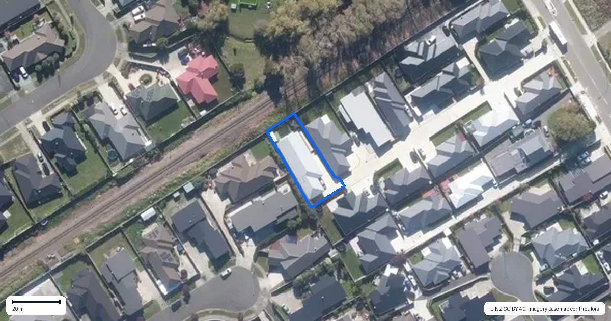 Property context map for 16 Ivy Lane, Kelvin Grove, Palmerston North