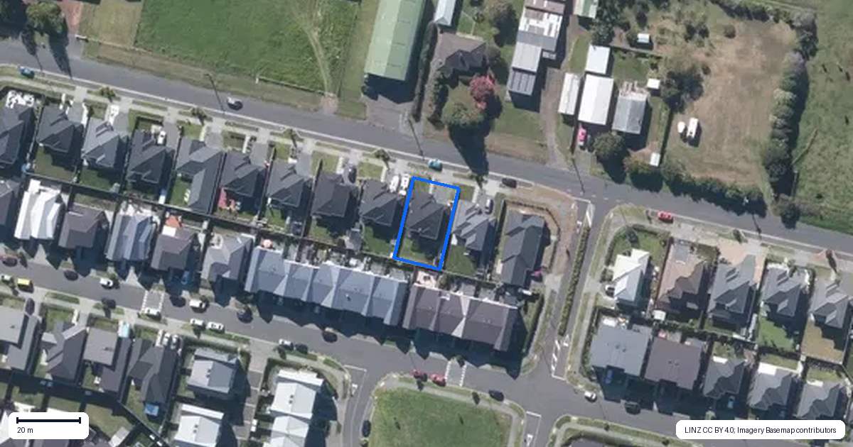 Property context map for 4B Dale Road, Whenuapai, Auckland