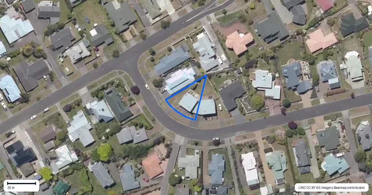 Property context map for 33A Logan Avenue, Wharewaka, Taupo