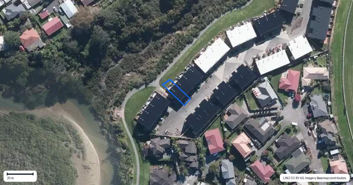 Property context map for 37 Tamora Lane, Avondale, Auckland